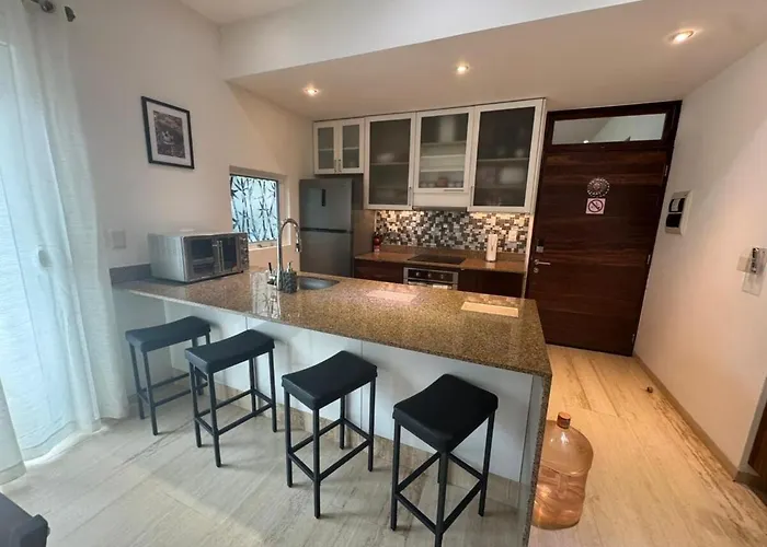 App 1 Room, Full Kitchen, 2 Private Balcon, Rooftop 24h Pool Sea View, Free Acces Gym Apartament